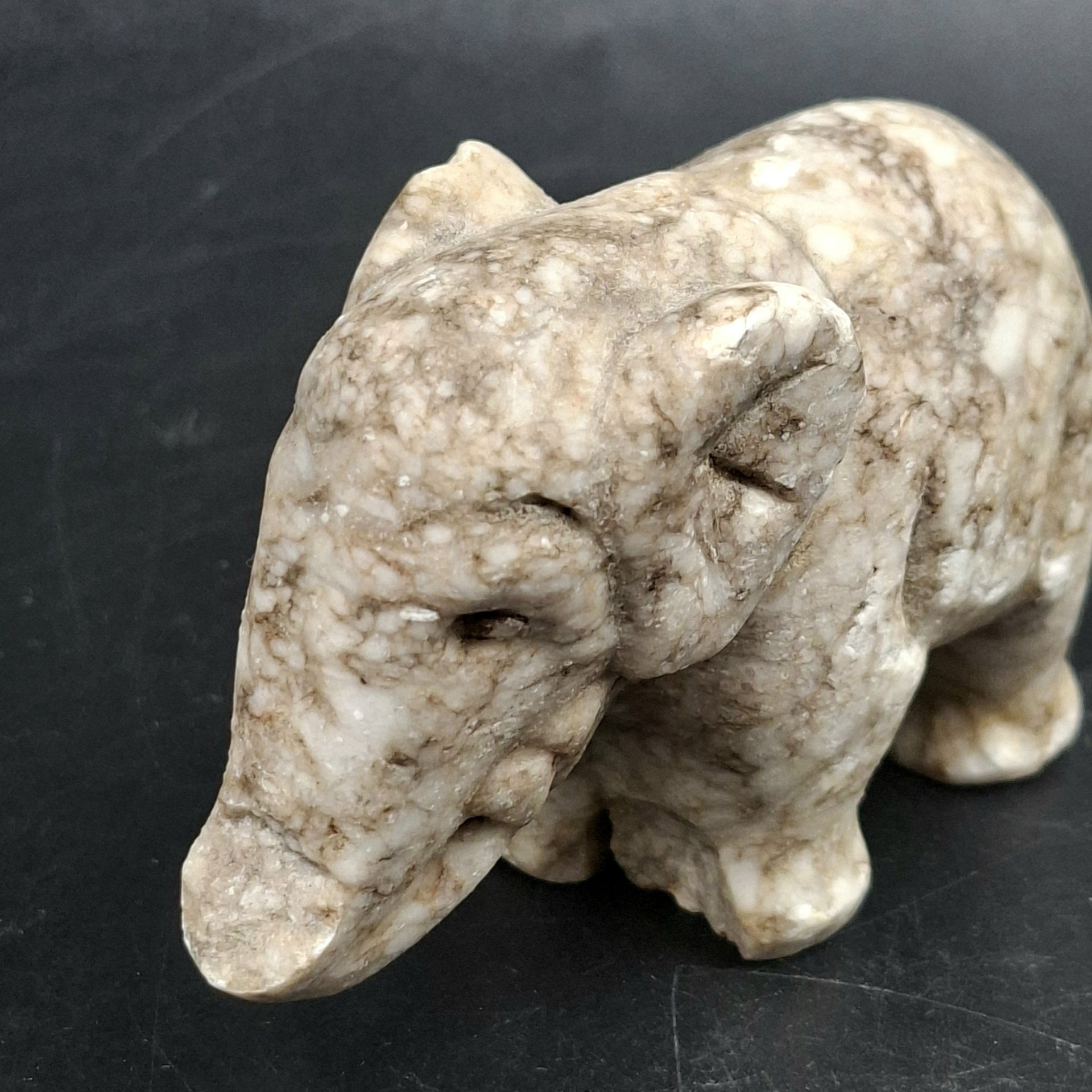 Набор из шести статуэток в виде слоников, мрамор, СССР, 1950-1970 гг.