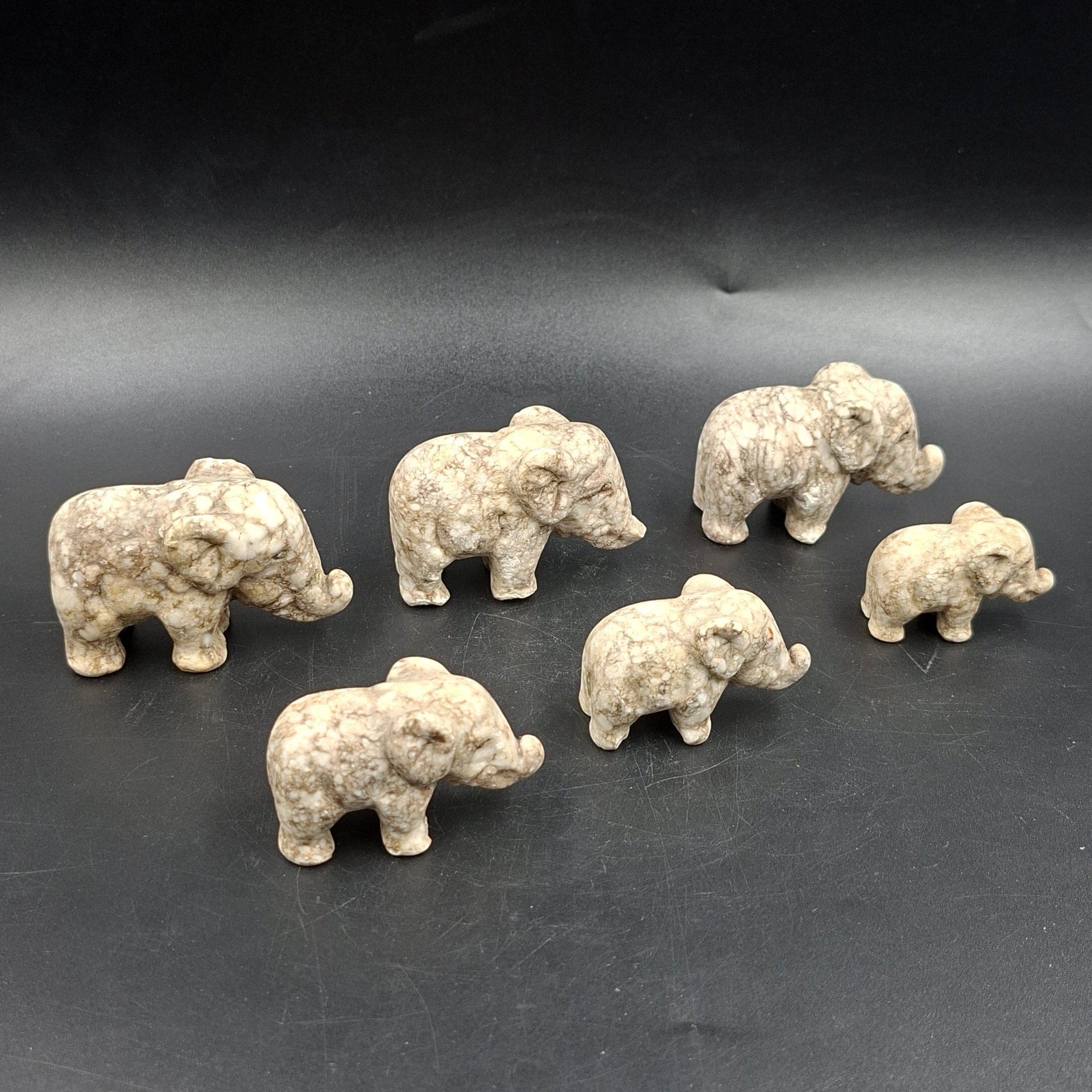 Набор из шести статуэток в виде слоников, мрамор, СССР, 1950-1970 гг.