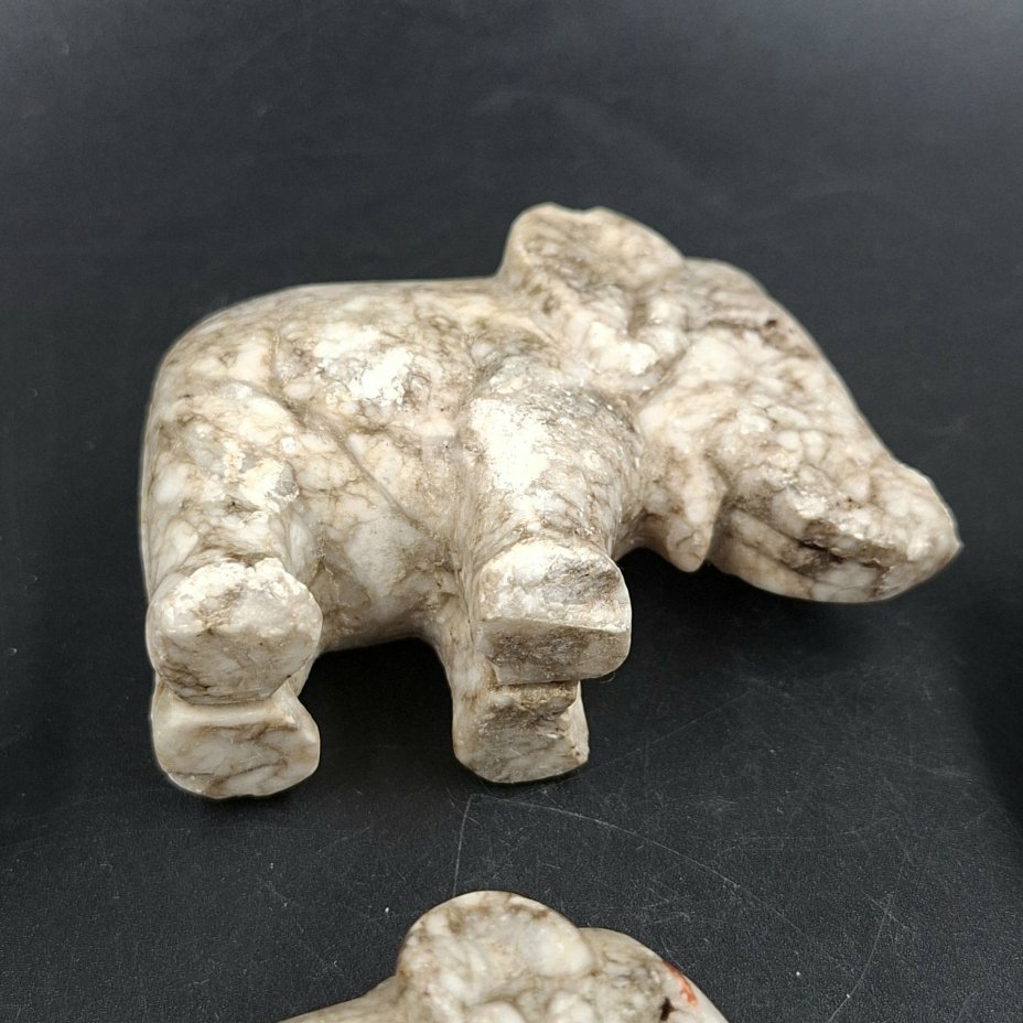 Набор из шести статуэток в виде слоников