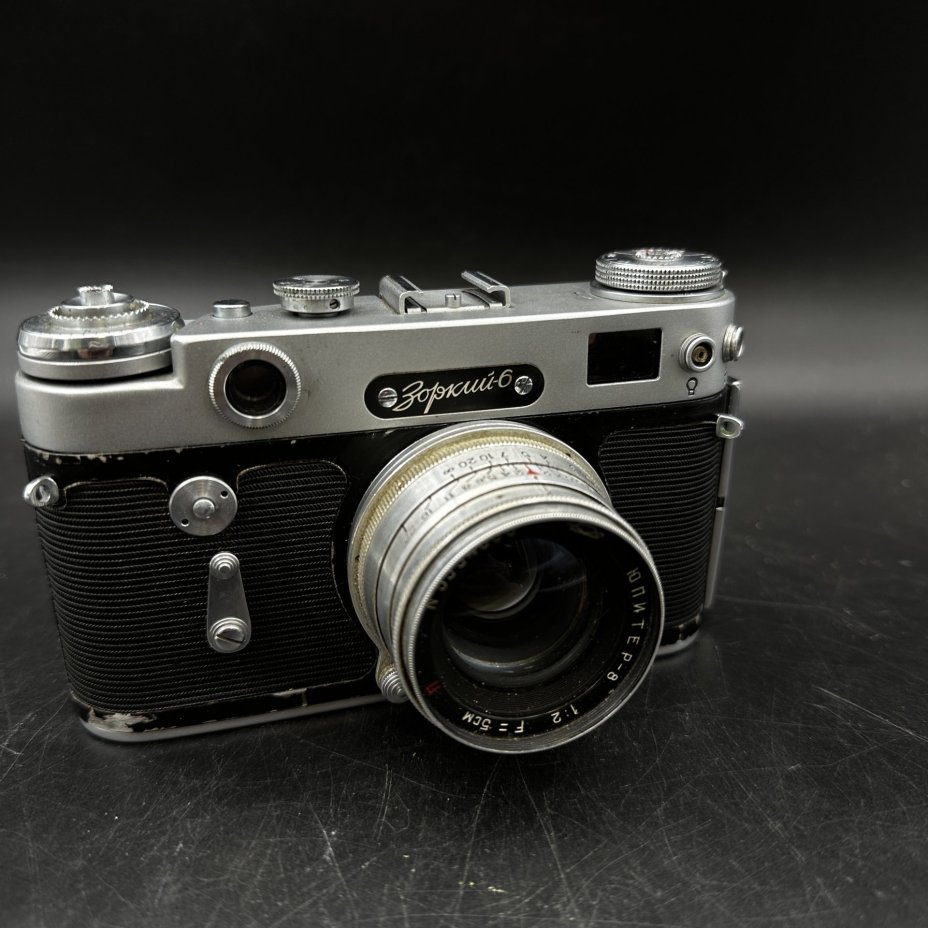 Фотоаппарат "Зоркий-6" с объективом "Юпитер-8", в кофре, Красногорский механический завод (КМЗ)