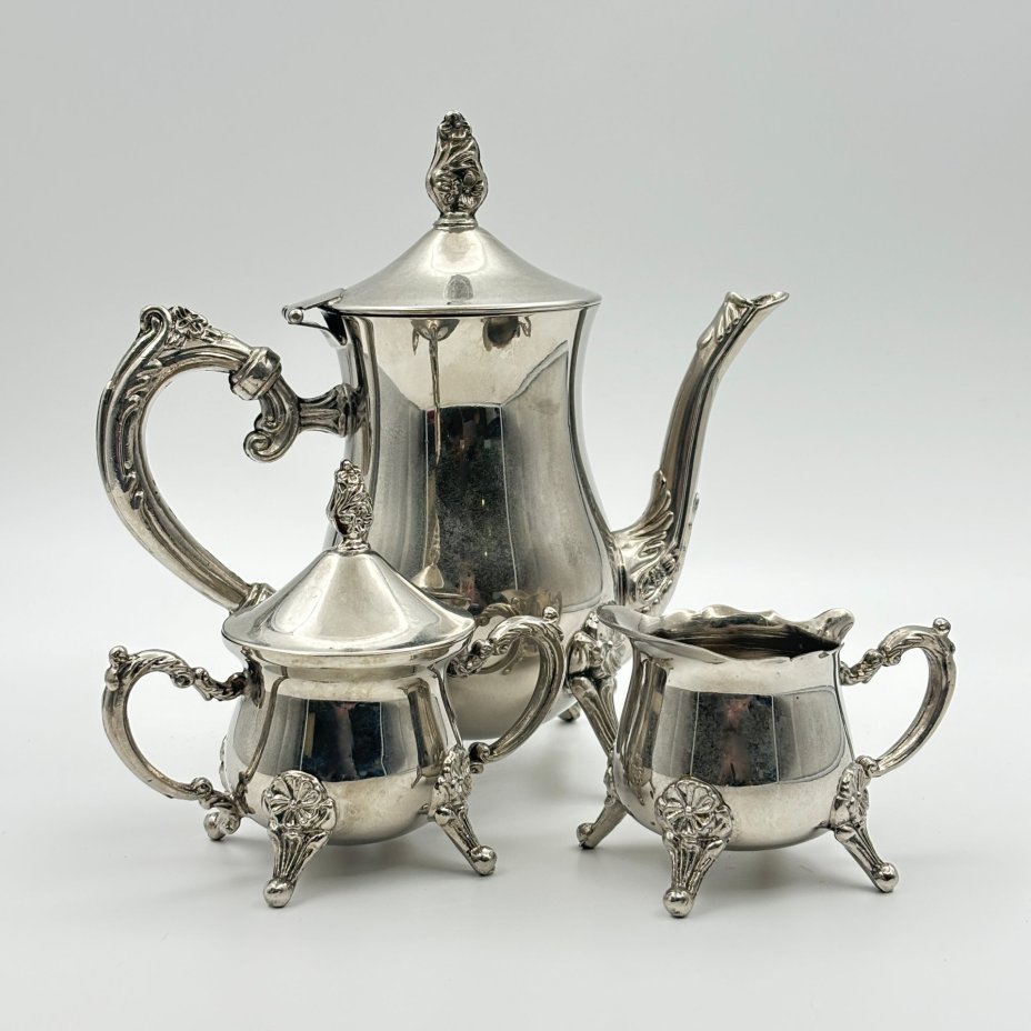 Набор кофейный (кофейник, сахарница, молочник на подносе), металл, Европа, 1970-2000 гг.