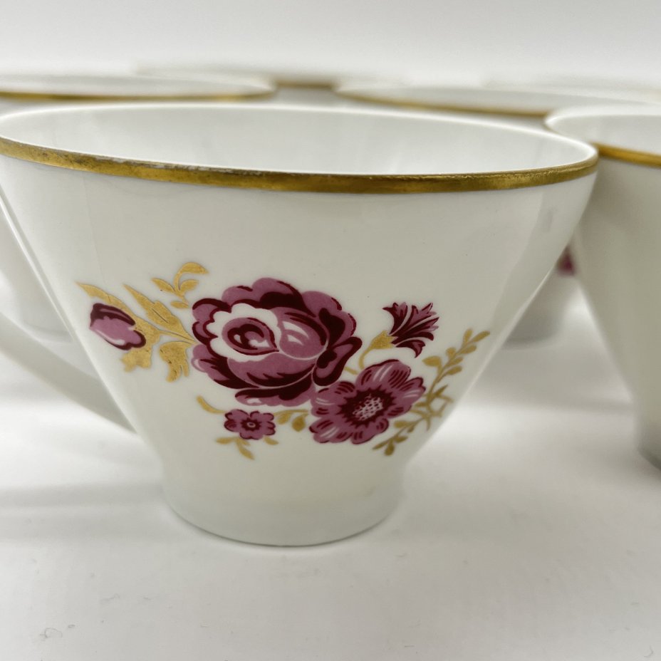 Набор из 6 чашек с цветочным декором, фарфор, деколь, золочение, Freiberger Porzellan, ГДР, 1970-1990 гг.