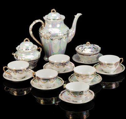 Сервиз чайный с цветочным и геометрическим декором, фарфор, люстр, золочение, Европа, 1950-1970 гг.