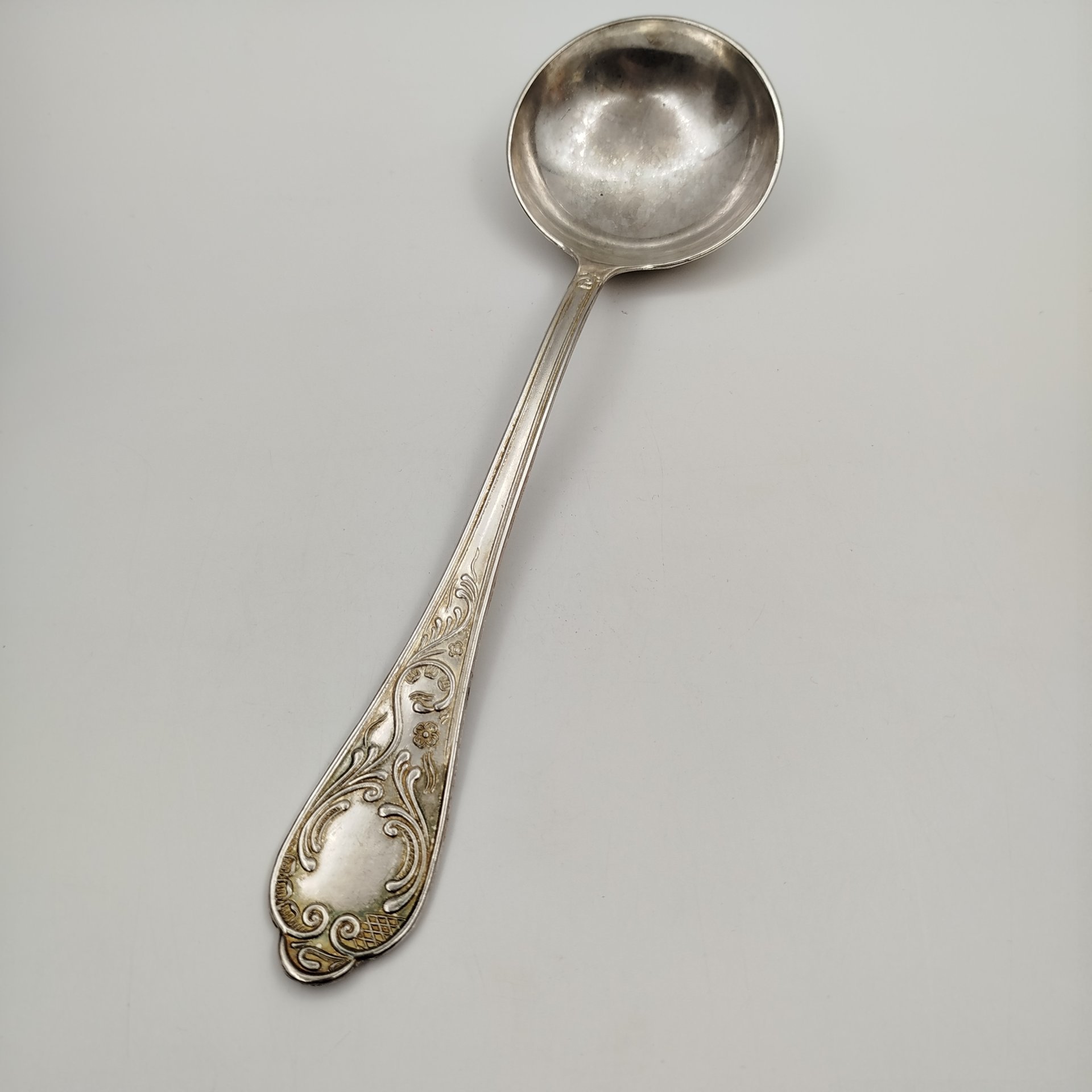 Половник с растительным декором, металл, серебрение, Италия, 1970-2000 гг.