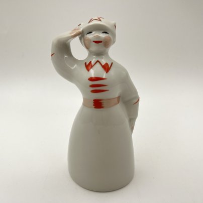 Статуэтка "Юный буденовец", авторы А. В. Крыжановский и Т. Крыжановская, фарфор, роспись, Городницкий фарфоровый завод, СССР, 1960-1980 гг.