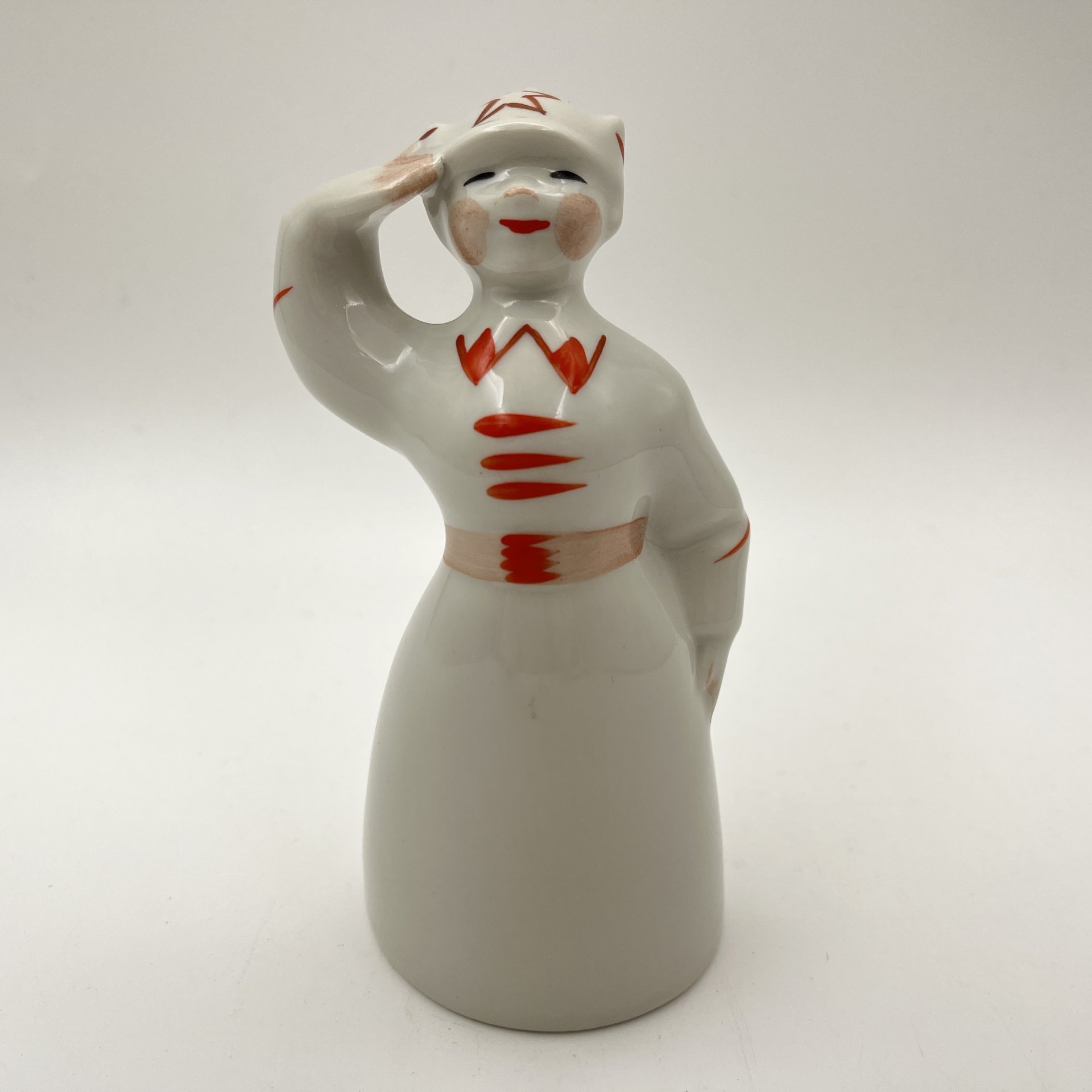 Статуэтка "Юный буденовец", авторы А. В. Крыжановский и Т. Крыжановская, фарфор, роспись, Городницкий фарфоровый завод, СССР, 1960-1980 гг.