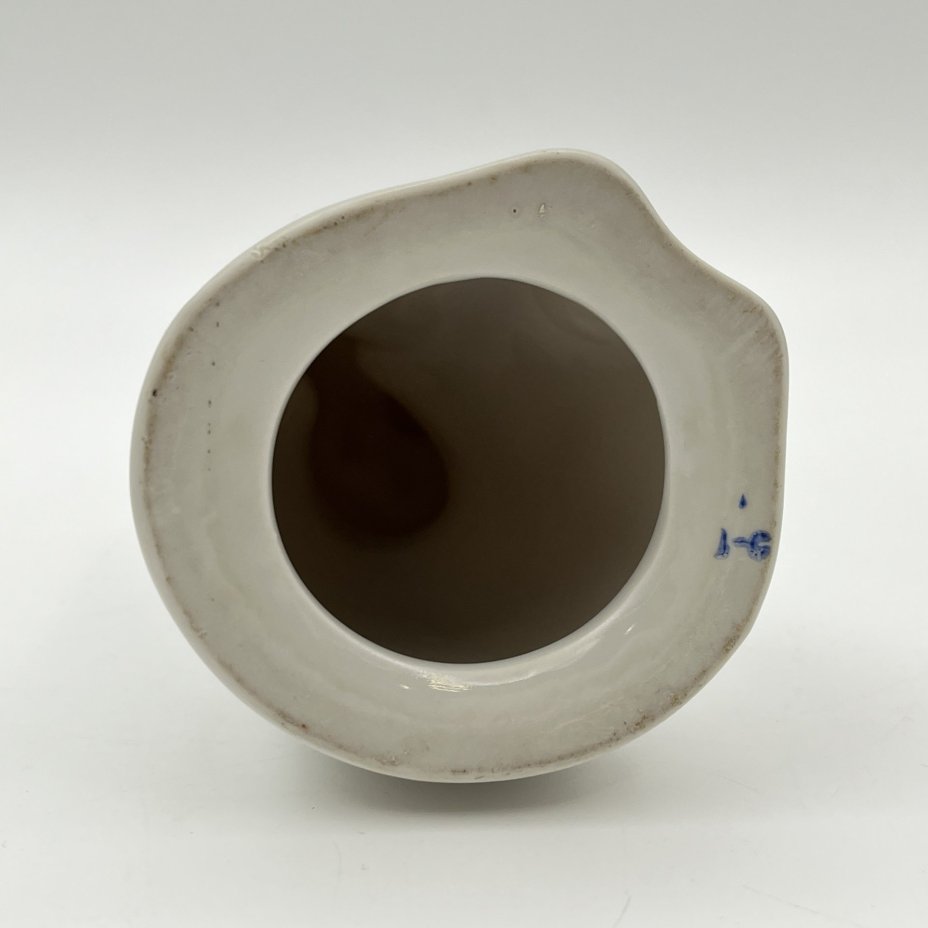 Статуэтка "Юный буденовец", авторы А. В. Крыжановский и Т. Крыжановская, фарфор, роспись, Городницкий фарфоровый завод, СССР, 1960-1980 гг.