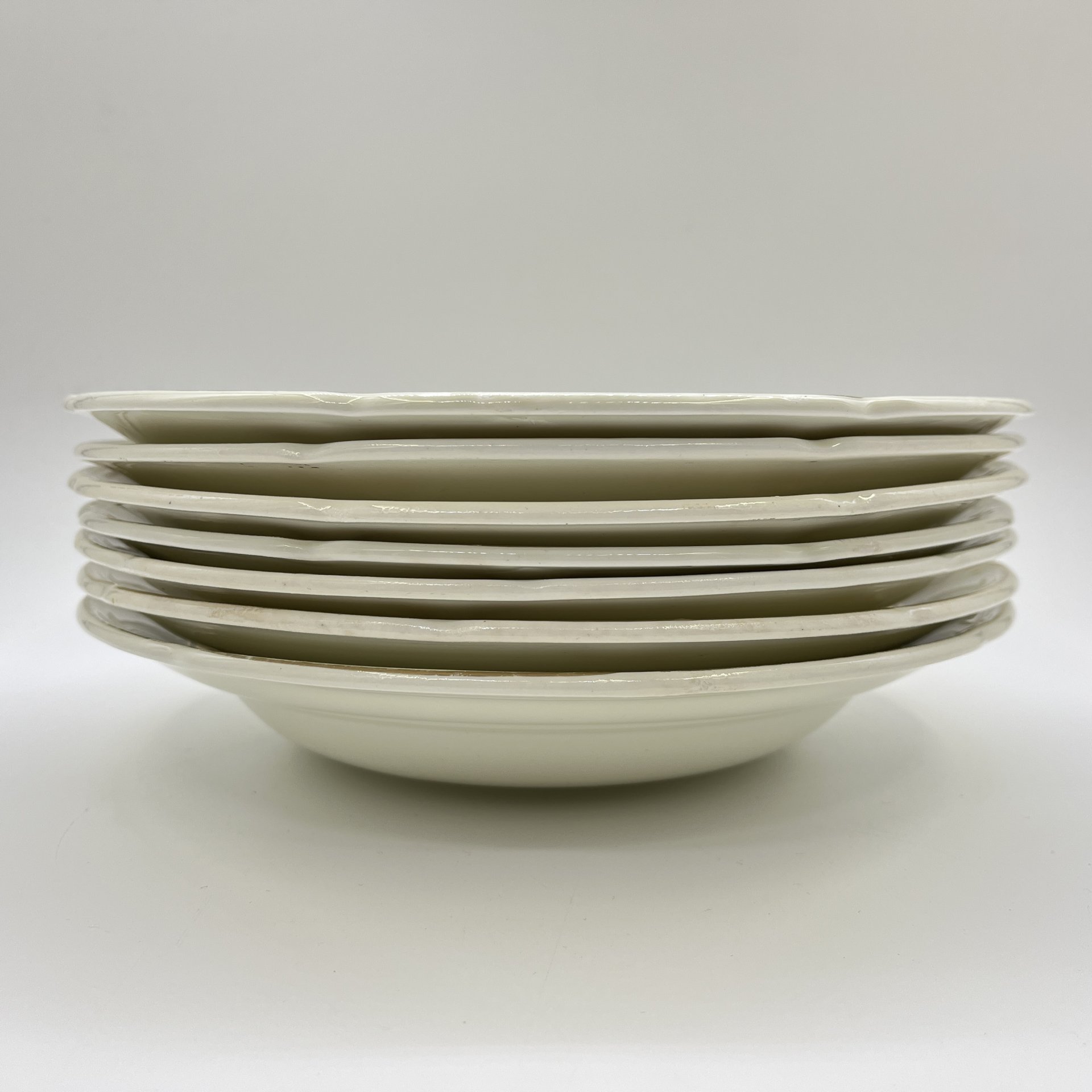 Набор суповых тарелок на 7 персон, фаянс, золочение, Конаковский фаянсовый завод им. М.И. Калинина (ЗиК Конаково), СССР, 1958 г.