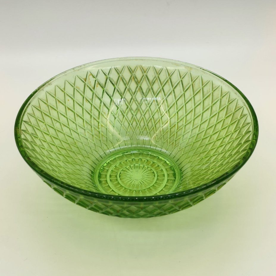 Салатник круглой формы с геометрическим объёмным декором, Завод Запрудня