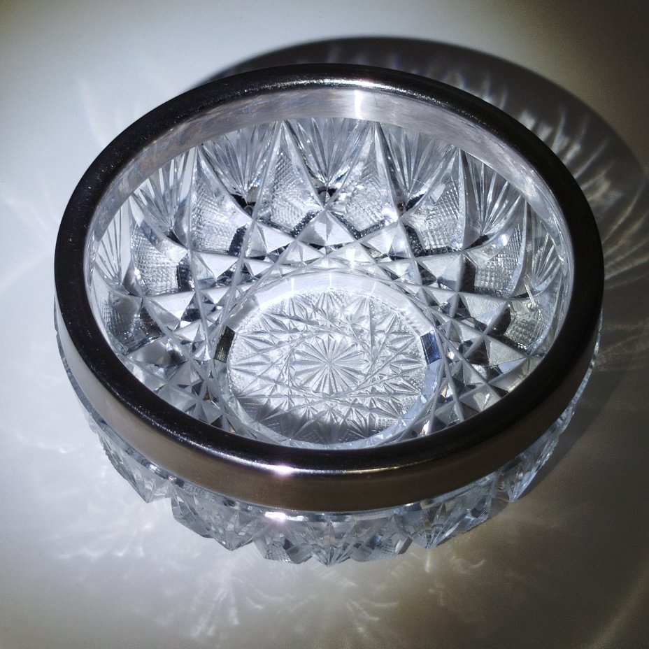 Пепельница (вазочка для мелочей/конфетница) с металлическим ободком