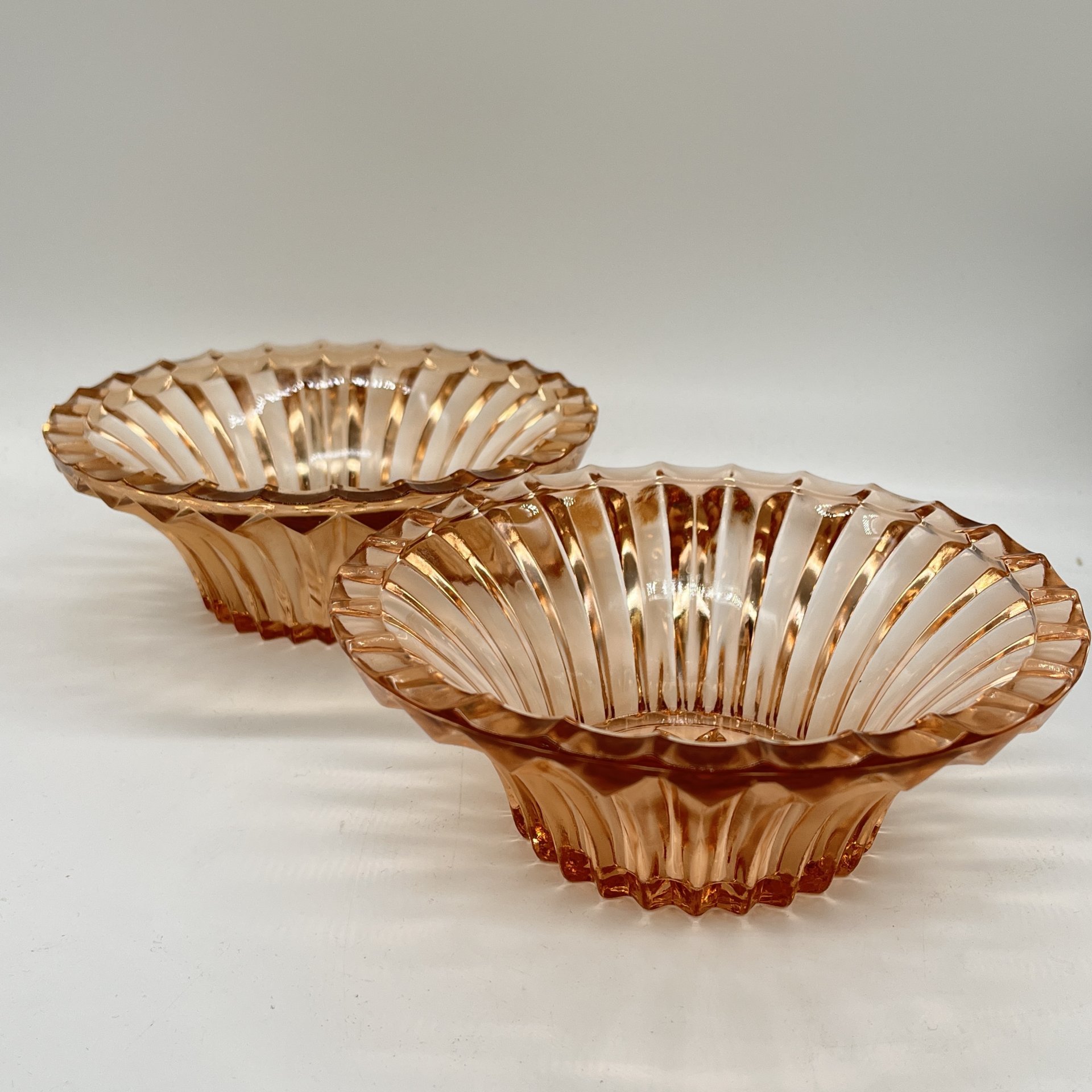 Набор из 2 ваз для варенья карамельного оттенка, цветное стекло, СССР, 1970-1980 гг.