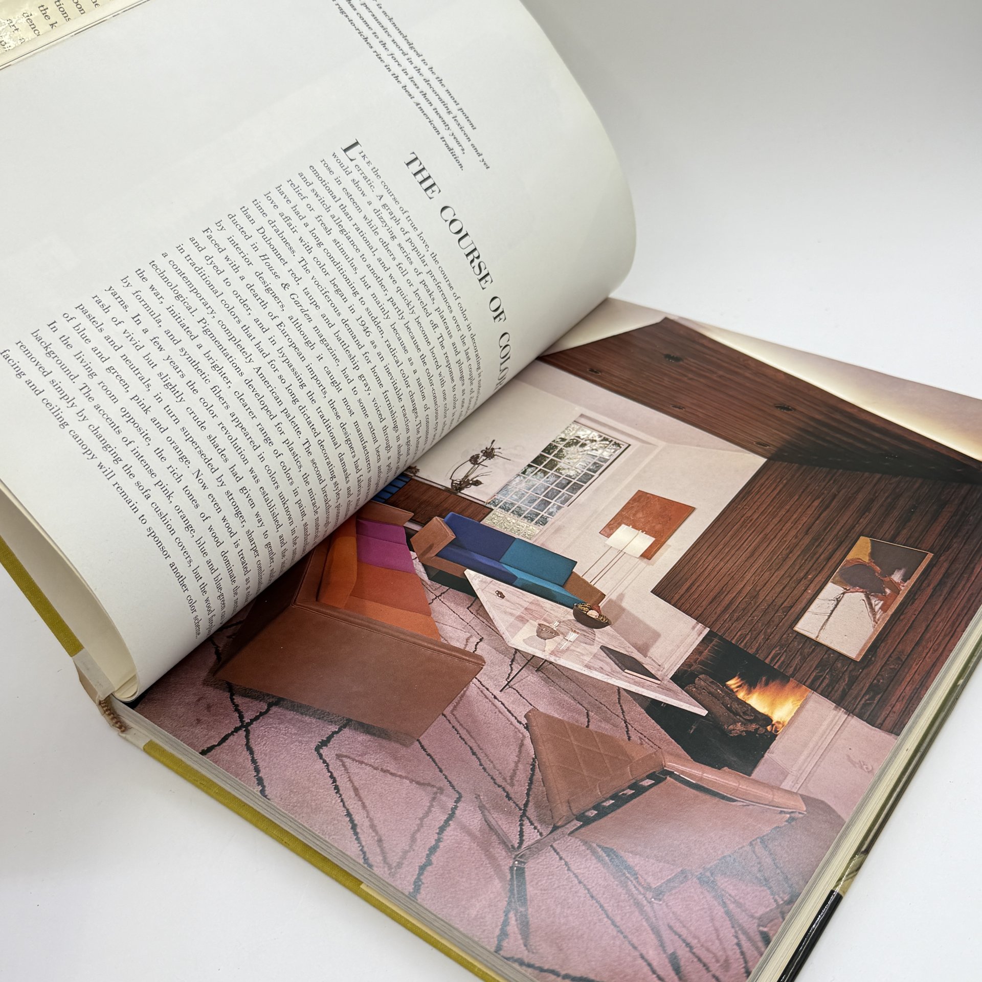 Книга "Decoration U.S.A " на английском языке , авторы Jose Wilson и Arthur Leaman, бумага, печать, Америка, 1965 г.