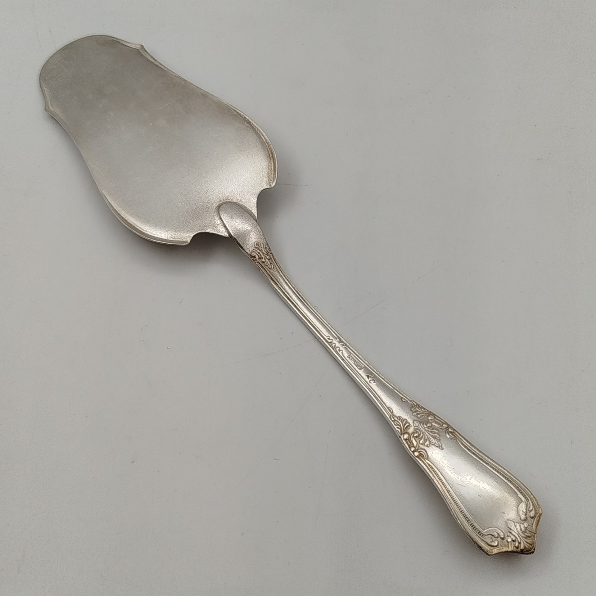 Лопатка сервировочная для подачи десертов