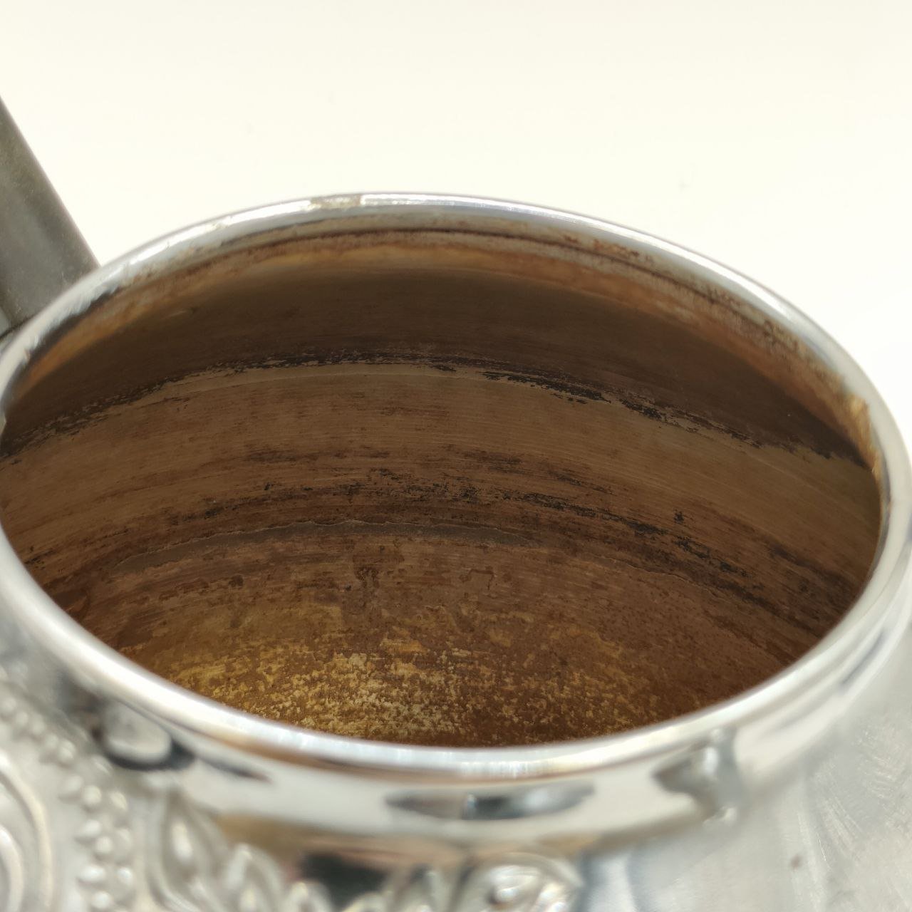 Набор из заварочного чайника и сахарницы с рельефным цветочным декором, Калининградский машиностроительный завод