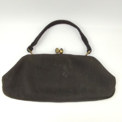 Сумочка театральная винтажная из плиссированной ткани