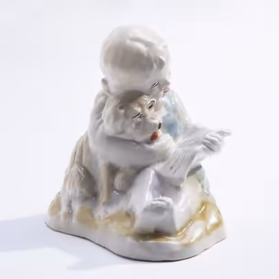 Статуэтка "Девочка с собакой", фарфор, роспись, Артель "Керамик" (Полонский ЗХК), СССР, 1950-1956 гг., Артель «Керамик» (Полонский ЗХК)
