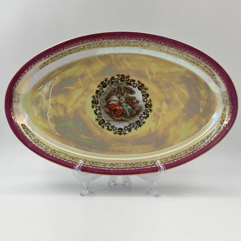 Блюдо овальной формы "Мадонна"