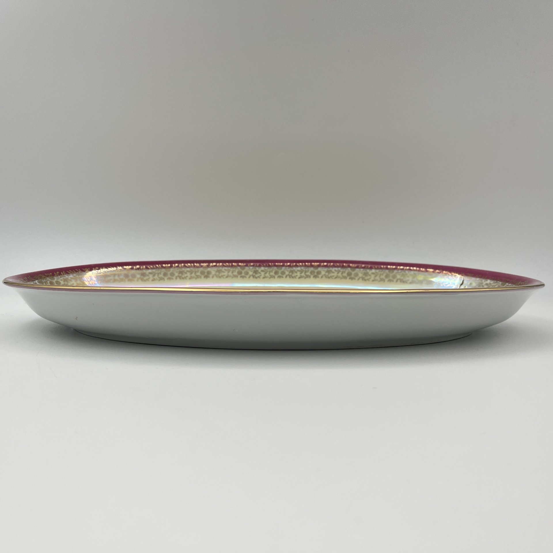 Блюдо овальной формы "Мадонна"