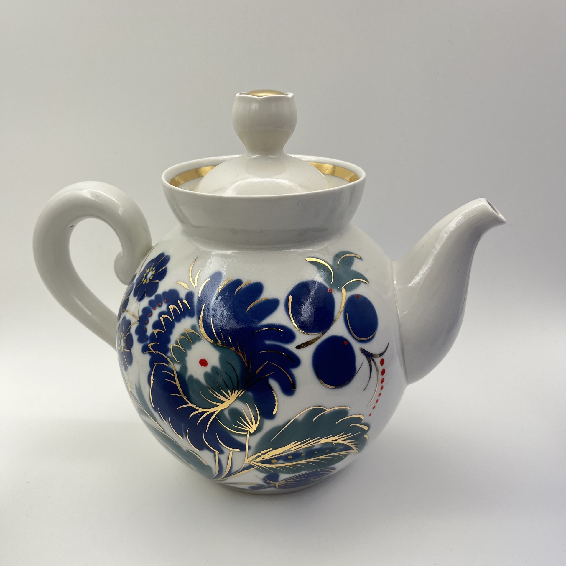 Чайник доливной "Синие цветы", фарфор, роспись, золочение, Городницкий фарфоровый завод, СССР, 1970-1990 гг.