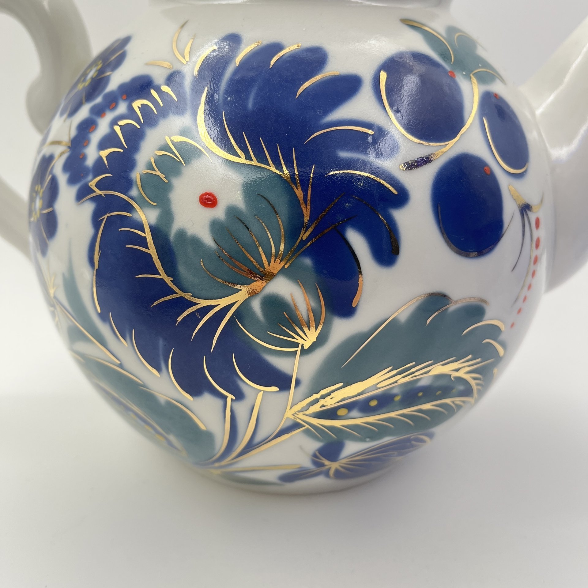 Чайник доливной "Синие цветы", фарфор, роспись, золочение, Городницкий фарфоровый завод, СССР, 1970-1990 гг.