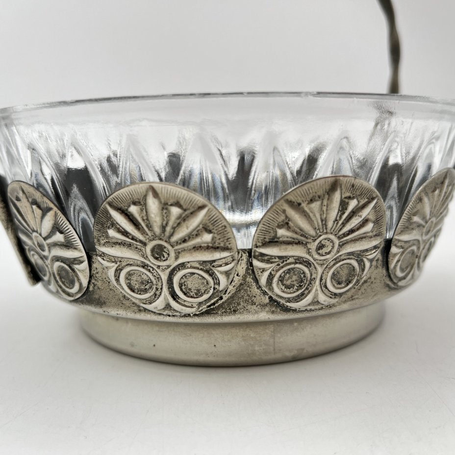 Конфетница с витой ручкой, стекло, металл, СССР, 1960-1990 гг.