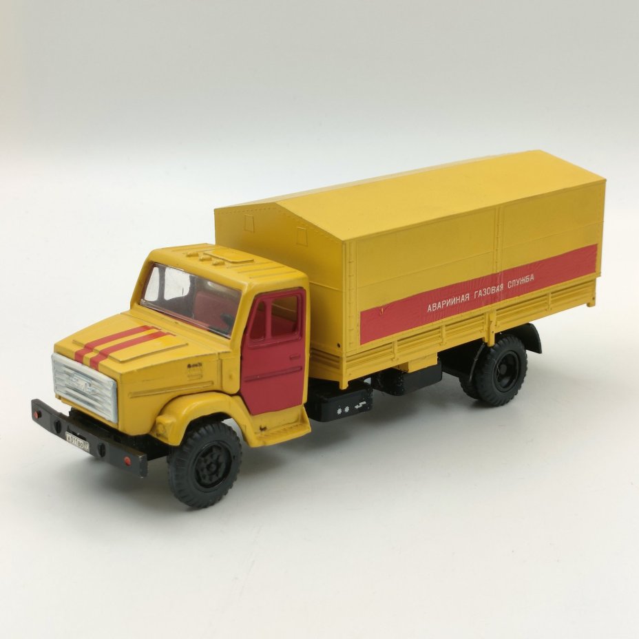 Модель автомобиля "ЗИЛ - 4331", (Аварийная газовая служба), авторская модель, металл, пластмасса, СССР, 1980-1990 гг.