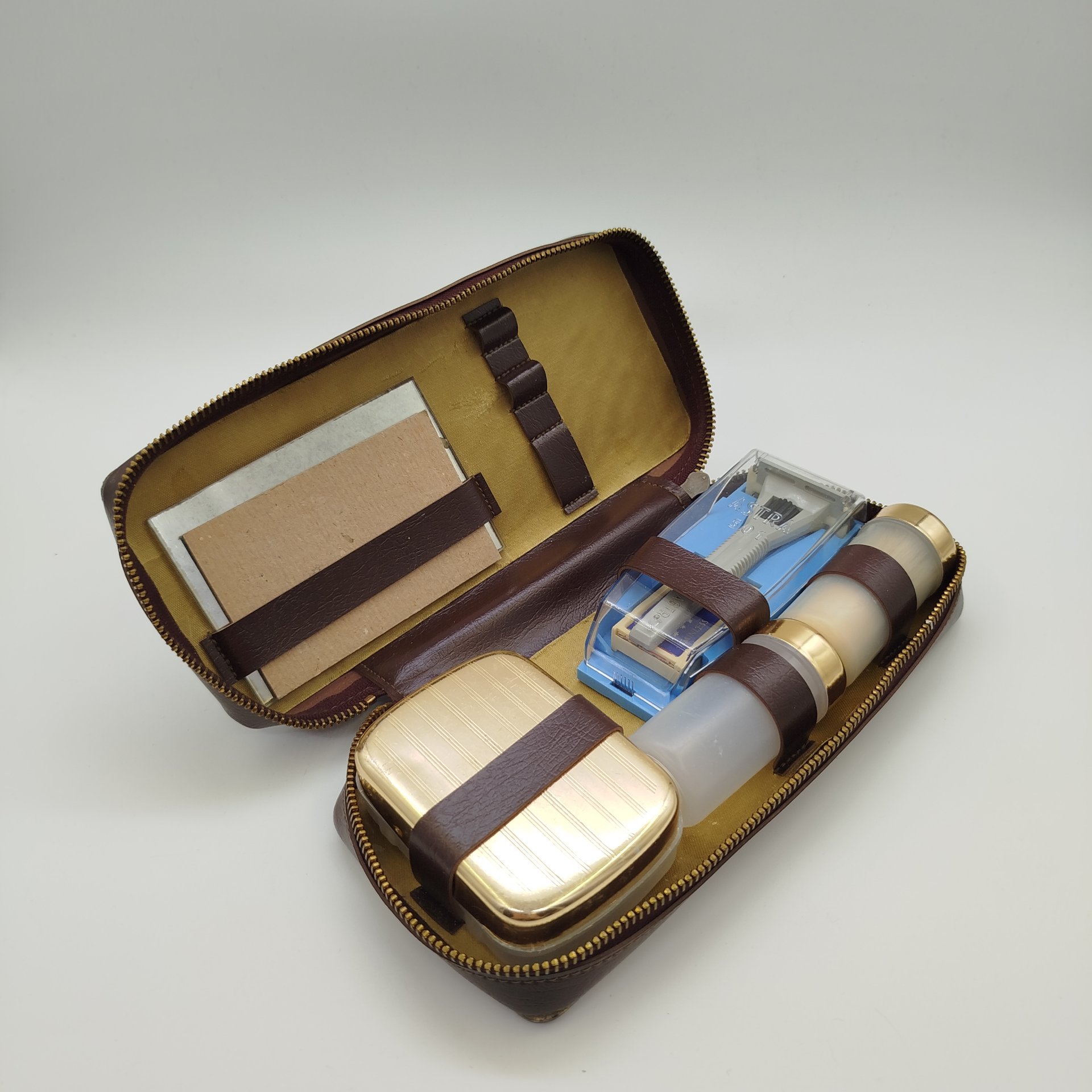 Несессер мужской (дорожный) прямоугольной формы