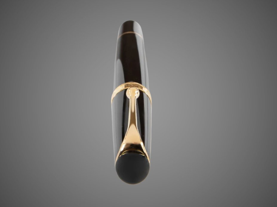 Перьевая ручка Aurora 88 Resina Black GT, перо — F, в подарочной коробке