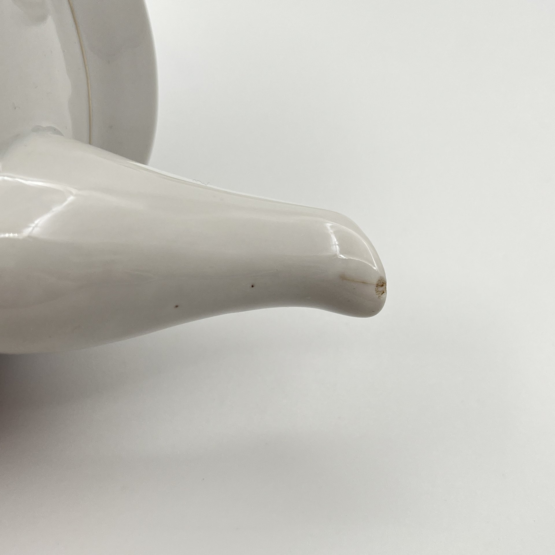 Сервиз чайный с цветочно-растительным декором на 4 персоны (11 предметов), фарфор, роспись, золочение, Минский фарфорово-фаянсовый завод, СССР, 1968-1983 гг.