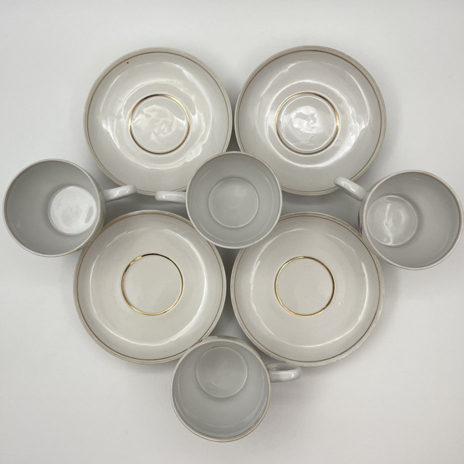 Сервиз чайный с цветочно-растительным декором на 4 персоны (11 предметов), фарфор, роспись, золочение, Минский фарфорово-фаянсовый завод, СССР, 1968-1983 гг.