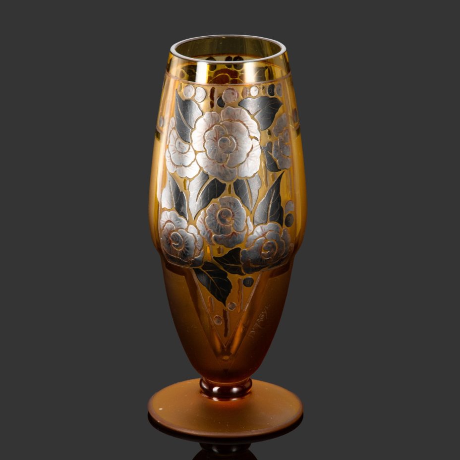 Ваза в стиле Art Deco, украшенная цветочным декором, E. VAL & Cie [подпись D'Argyl], цветное стекло, роспись, матирование, травление, Франция, 1928-1940 гг.