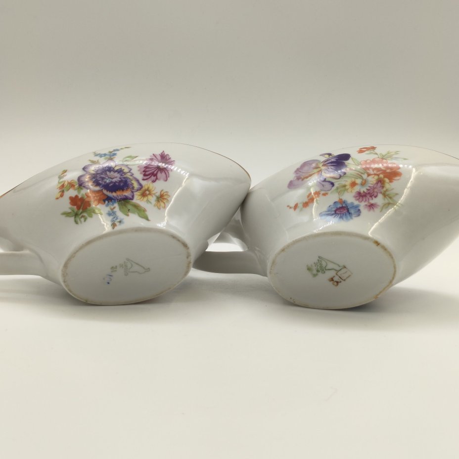 Пара соусников с цветочным декором, фарфор, деколь, золочение, Дулевский фарфоровый завод (Дулёво), СССР, 1968-1991 гг.