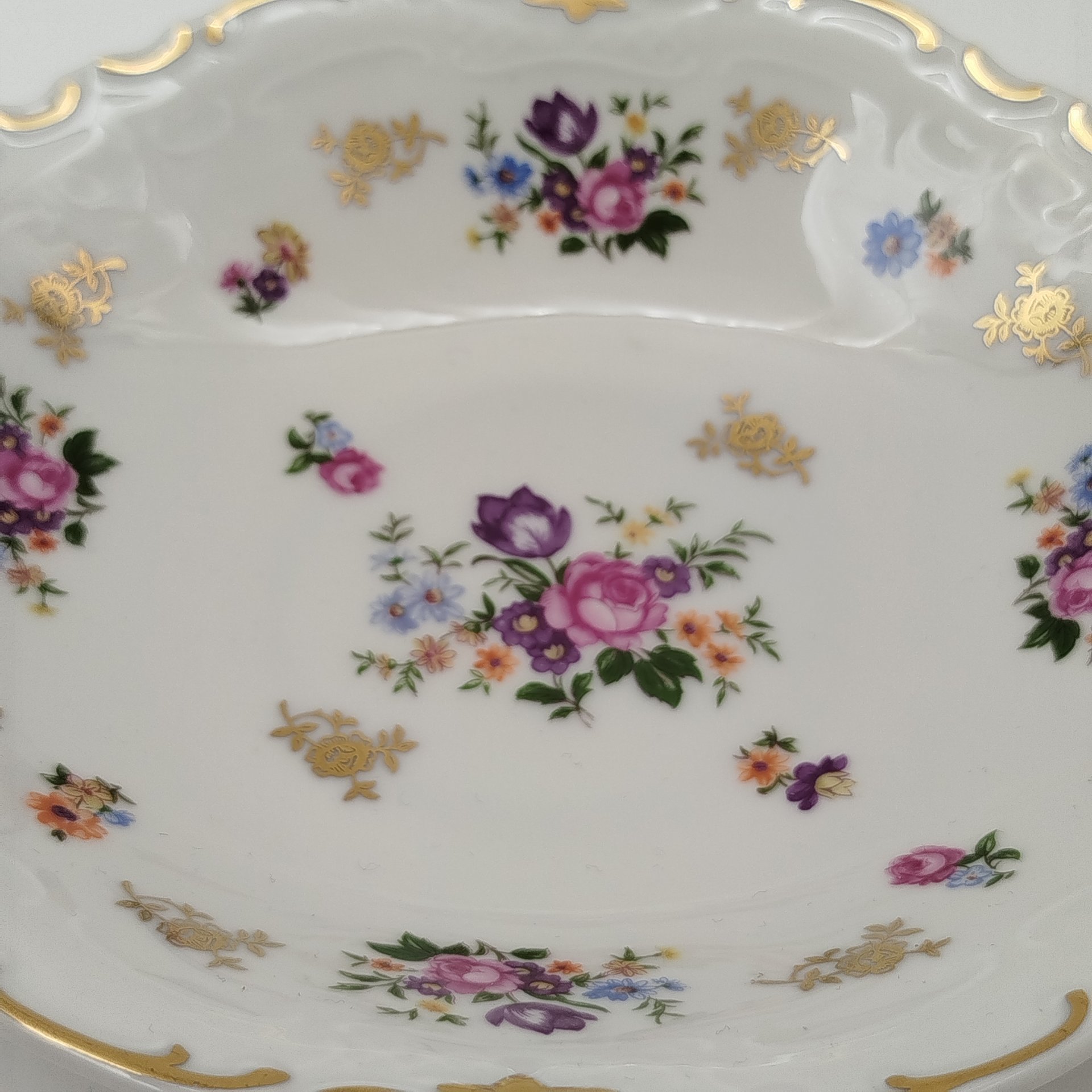 Сухарница с двумя ручками и цветочным декором, фарфор, деколь, золочение, Reichenbach (Райхенбах), Германия, 1968-1990 гг.