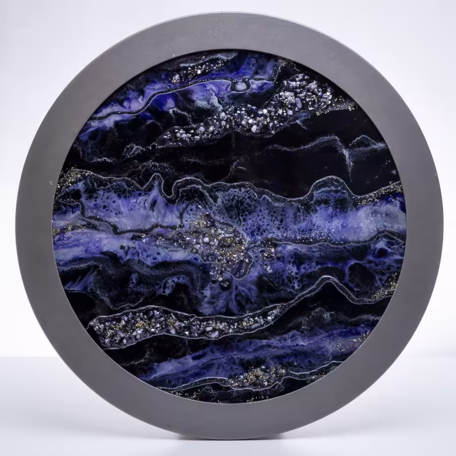 Панно настенное декоративное "Северное сияние", авторская работа в технике Resin Art, глянцевое 3D покрытие, натуральный камень, Россия, 2021 г.