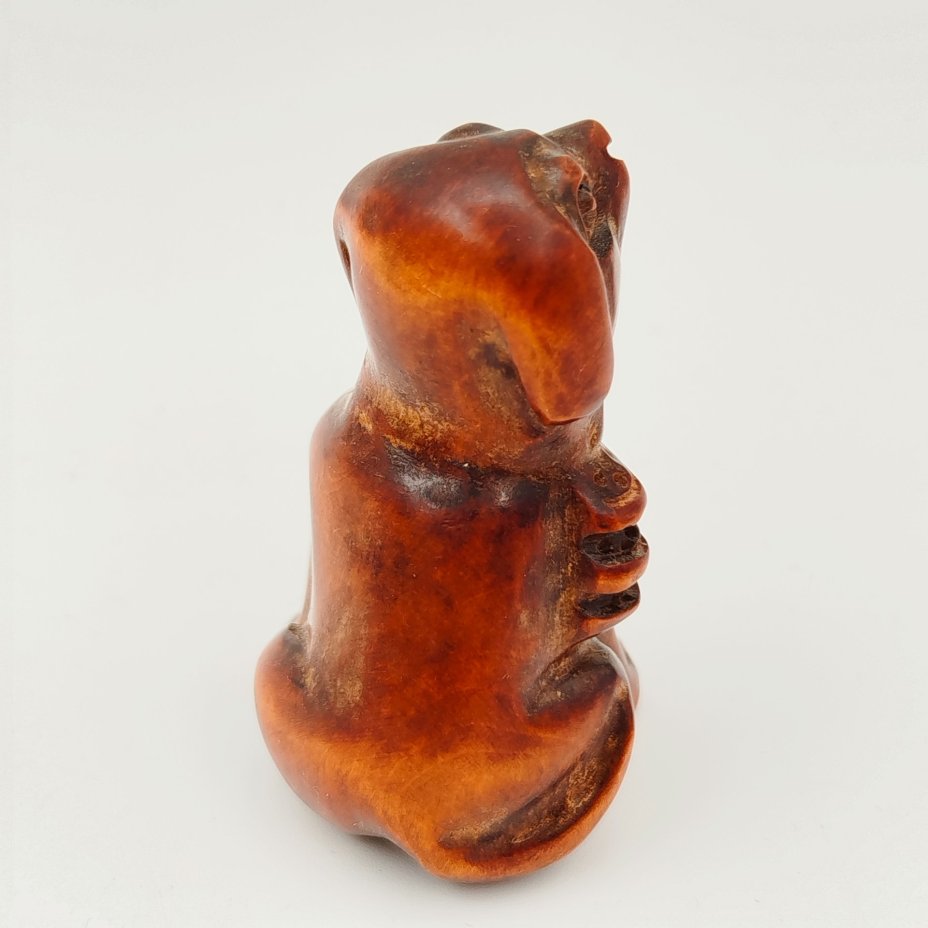 Статуэтка (нэцкэ) "Собака"