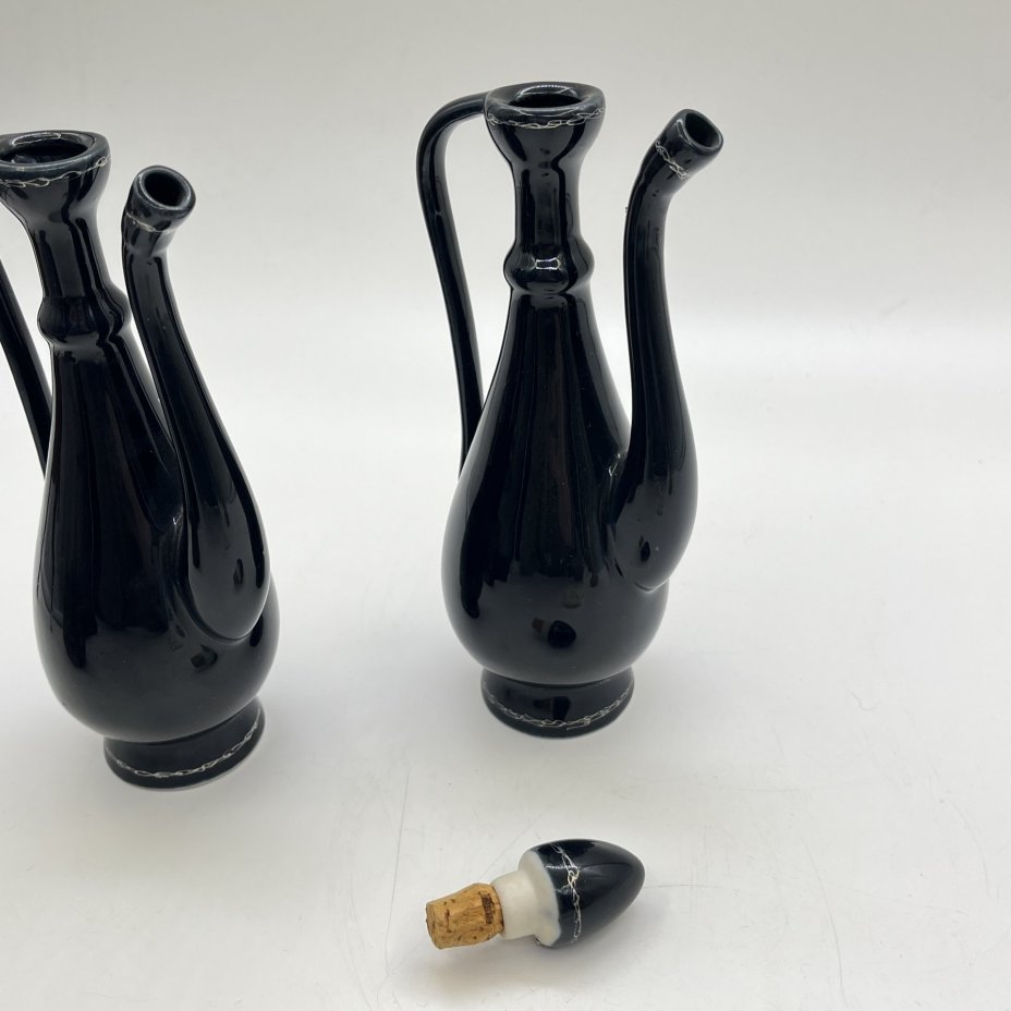 Набор из 2 кувшинчиков для масел с дарственной надписью