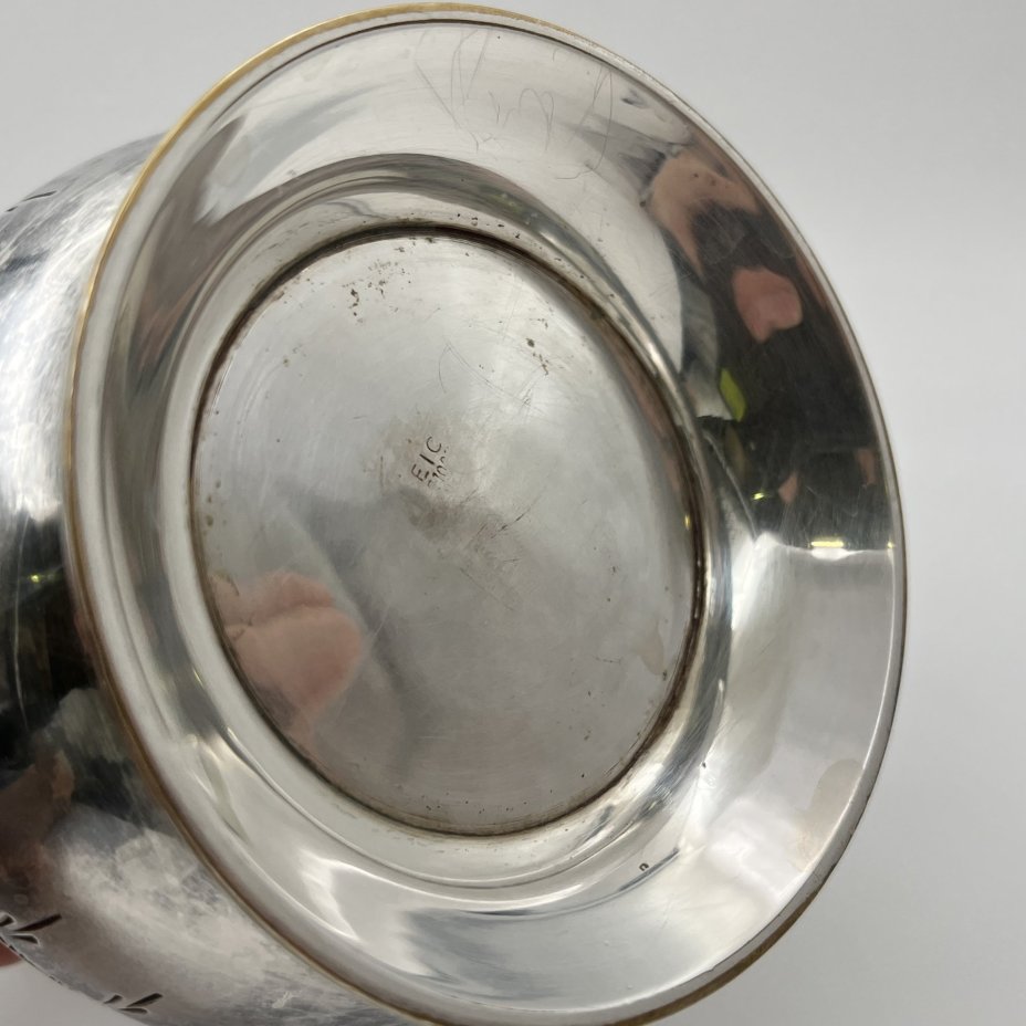 Кофейник в восточном стиле, декорированный флоральными узорами