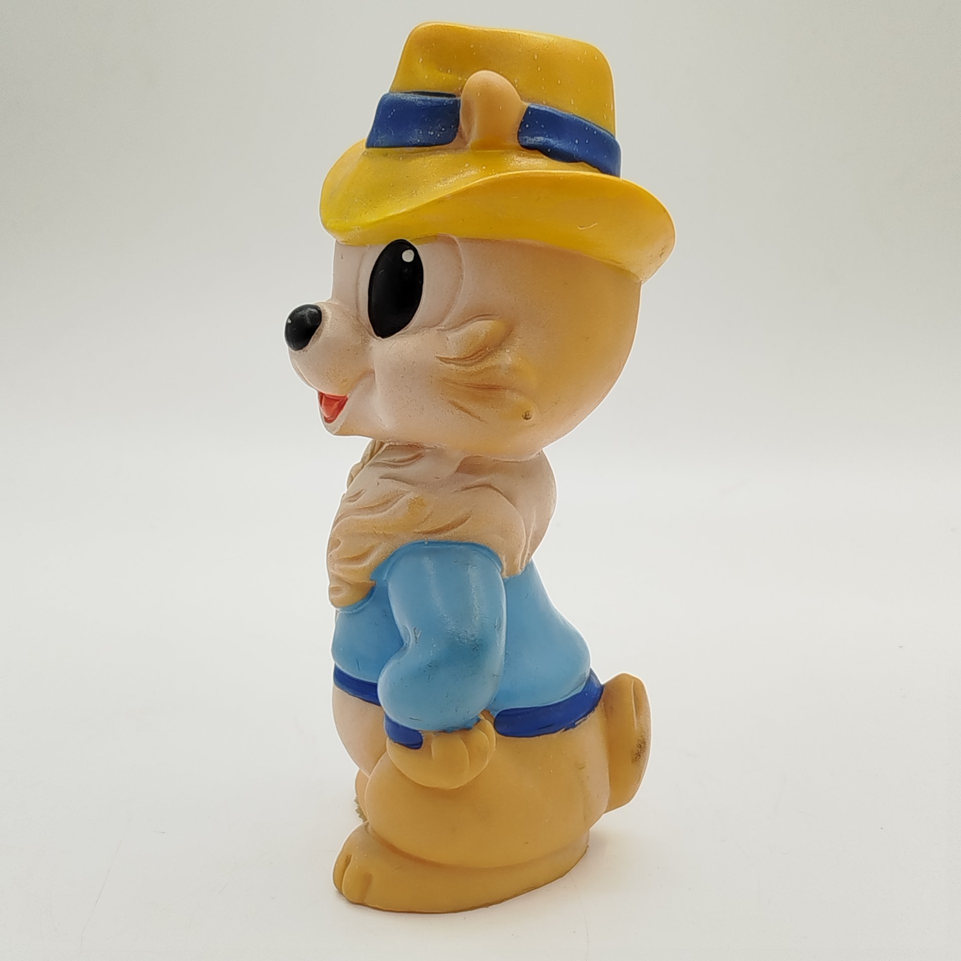 Игрушка (кукла) "Чип" (из сериала "Чип и Дейл спешат на помощь"), Донецкий завод игрушек, резина, литьё, крашение, роспись, Украина, 1990-1995 гг.
