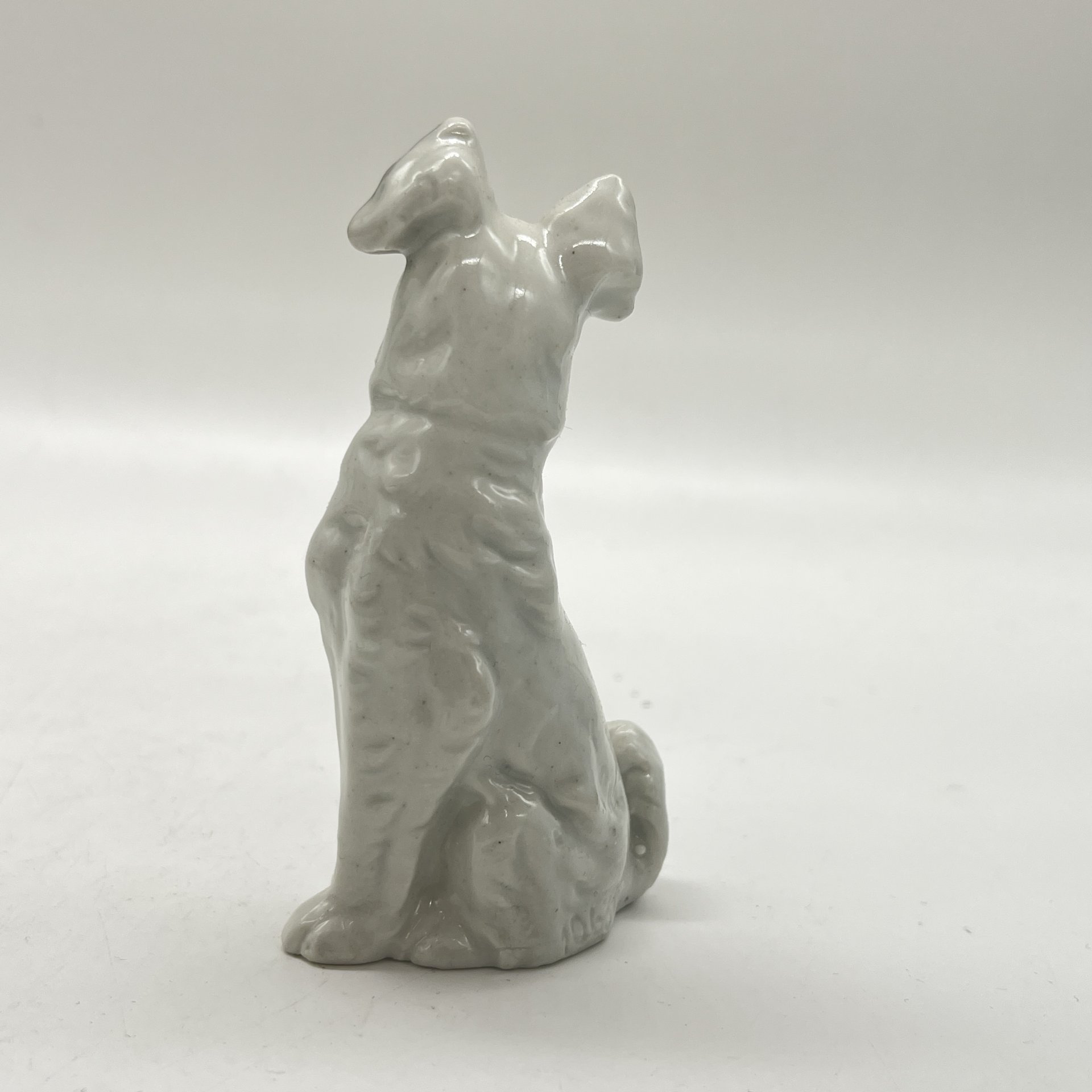 Статуэтка "Собака", фарфор, роспись, Западная Европа, 1980-1990 гг.