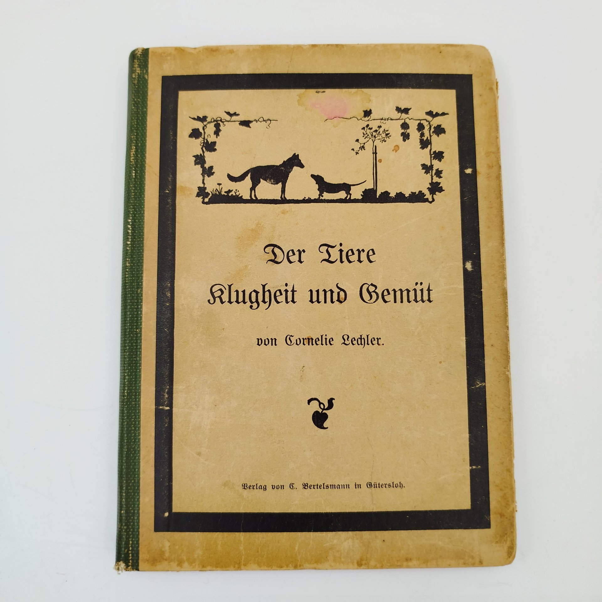 Книга «Der Tiere Klugheit und Gemüt» (Ум и нрав животных: книга для маленьких и больших любителей животных), автор Cornelie Lechler, Издательство Bertelsmann в г. Гютерсло, бумага, печать, Германия, 1911 г.
