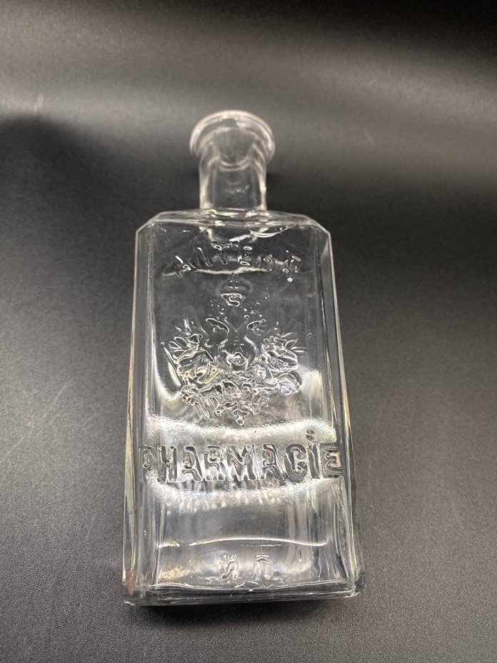 Флакон "Аптека PHARMACIE И.П."