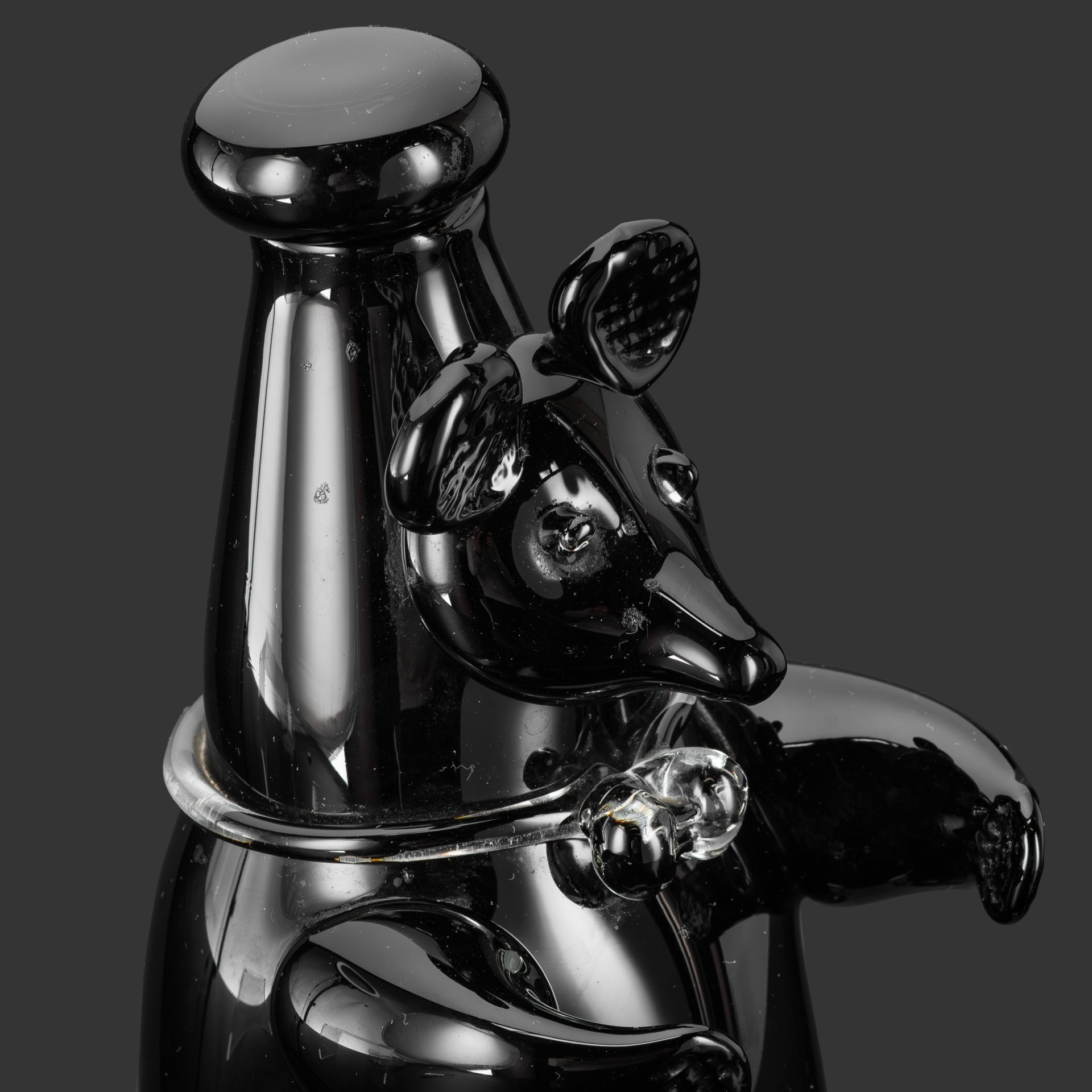 Штоф "Медведь", автор Мациевский Ярослав Григорович (предположительно), стекло, гутная техника, Львовская керамико-скульптурная фабрика (ЛКСФ), СССР, 1970-1990 гг.