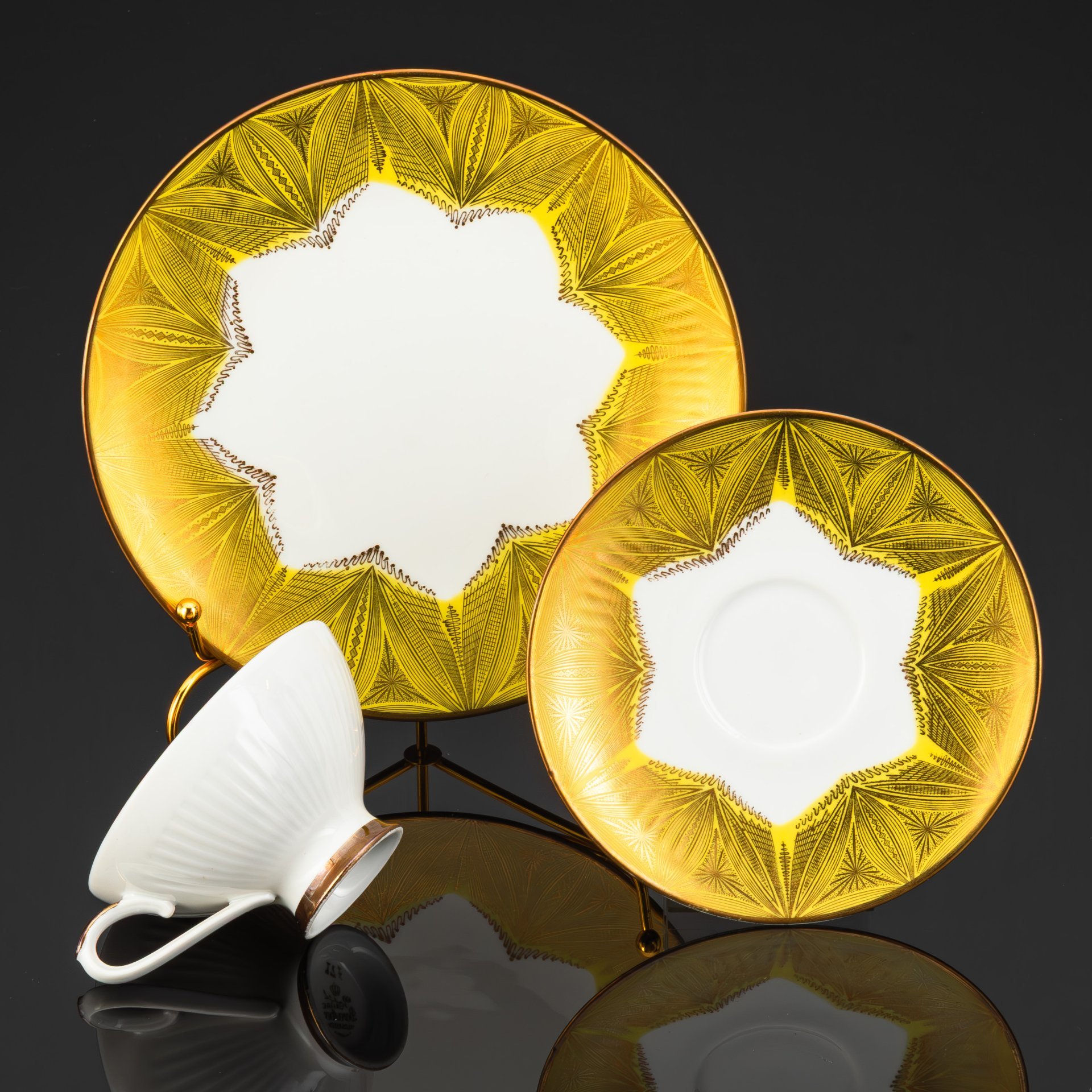 [Юбилейная коллекция] Трио чайное, украшенное абстрактным узором