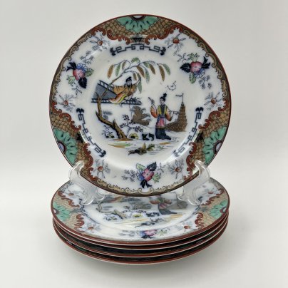 Набор десертных тарелок на 5 персон, выполненных в восточном стиле, Petrus Regout Maastricht, фаянс, деколь с подрисовкой, Нидерланды, 1880-1900 гг.