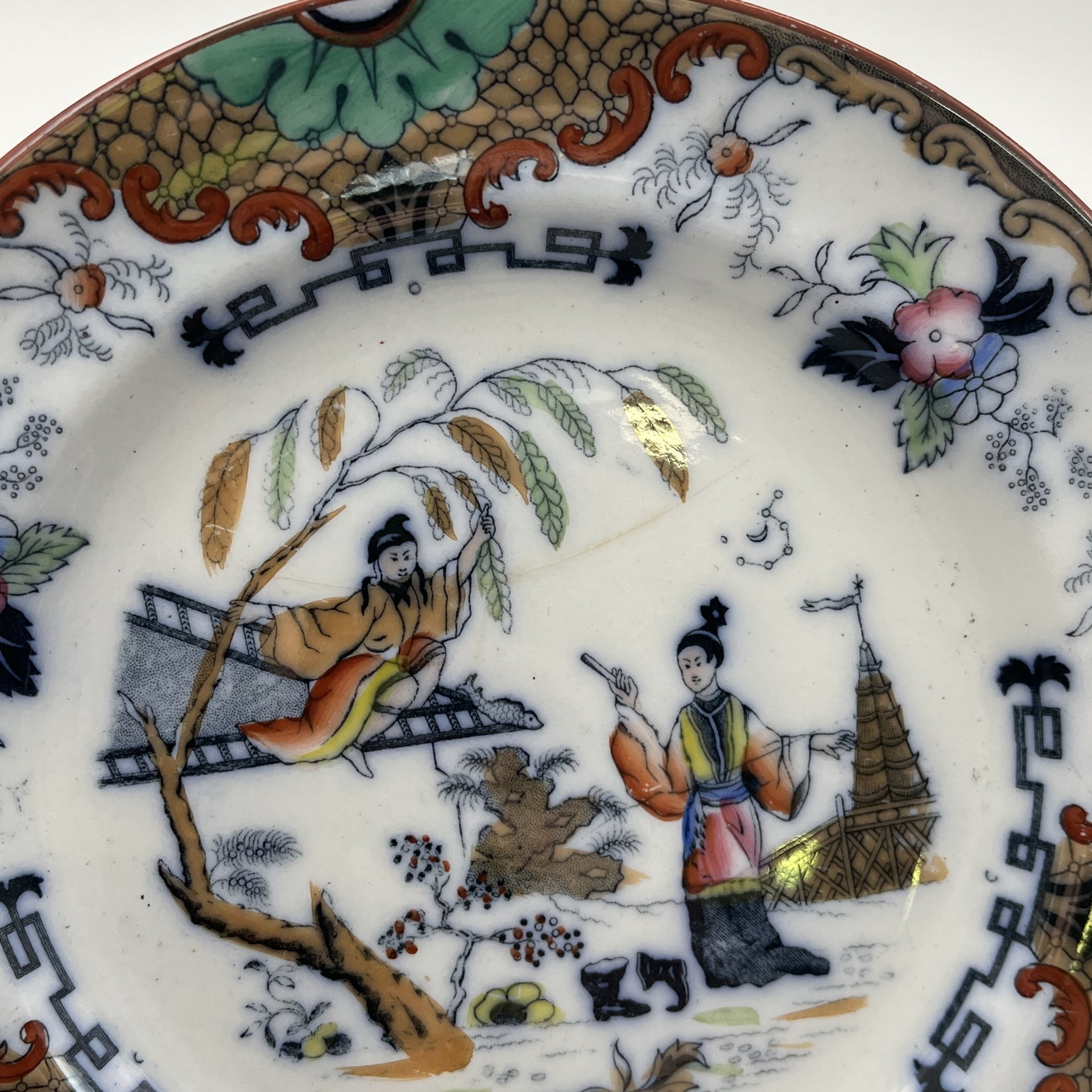 Набор десертных тарелок на 5 персон, выполненных в восточном стиле, Petrus Regout Maastricht, фаянс, деколь с подрисовкой, Нидерланды, 1880-1900 гг.