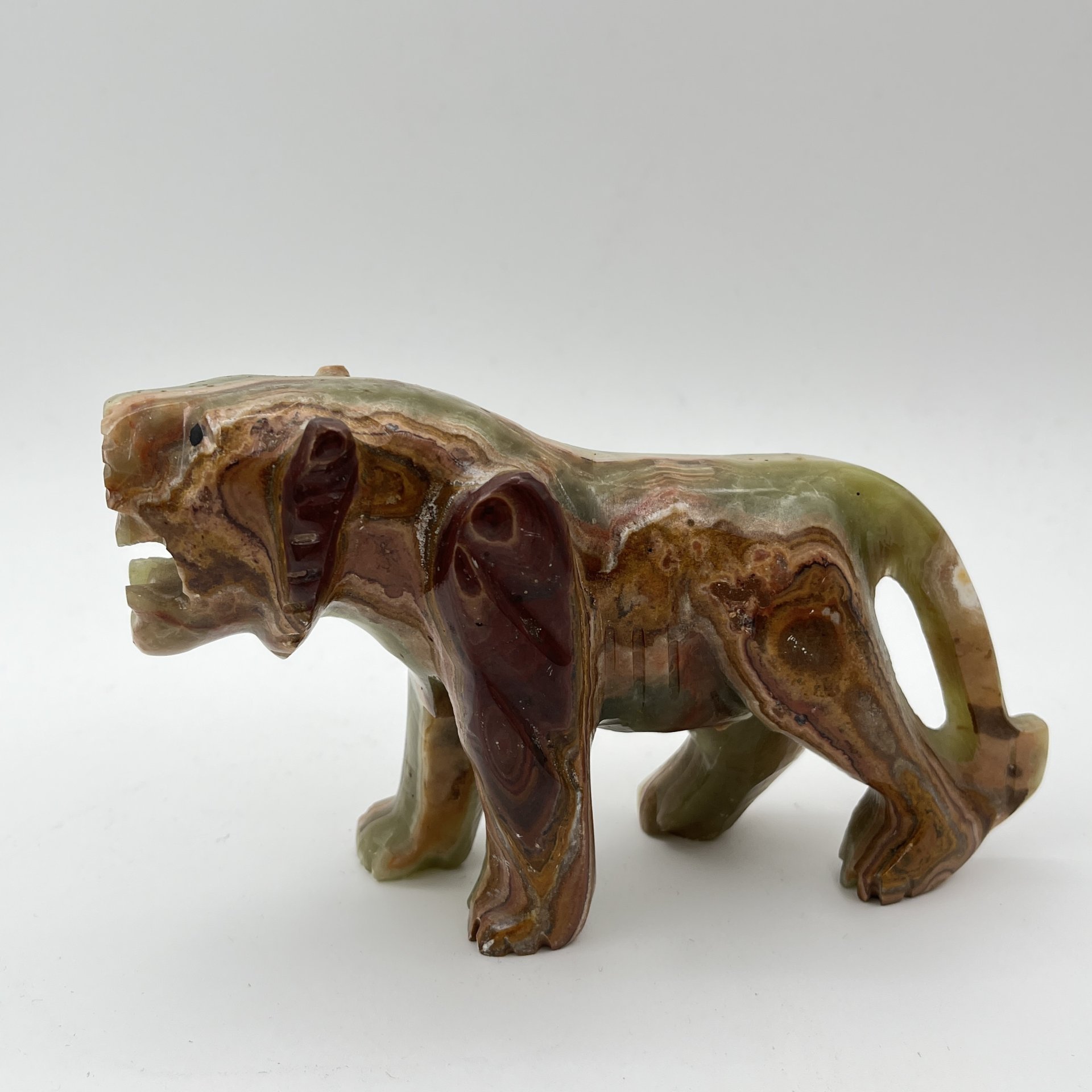 Статуэтка "Тигр", натуральный камень (оникс), резьба, Азия, 2000-2015 гг.