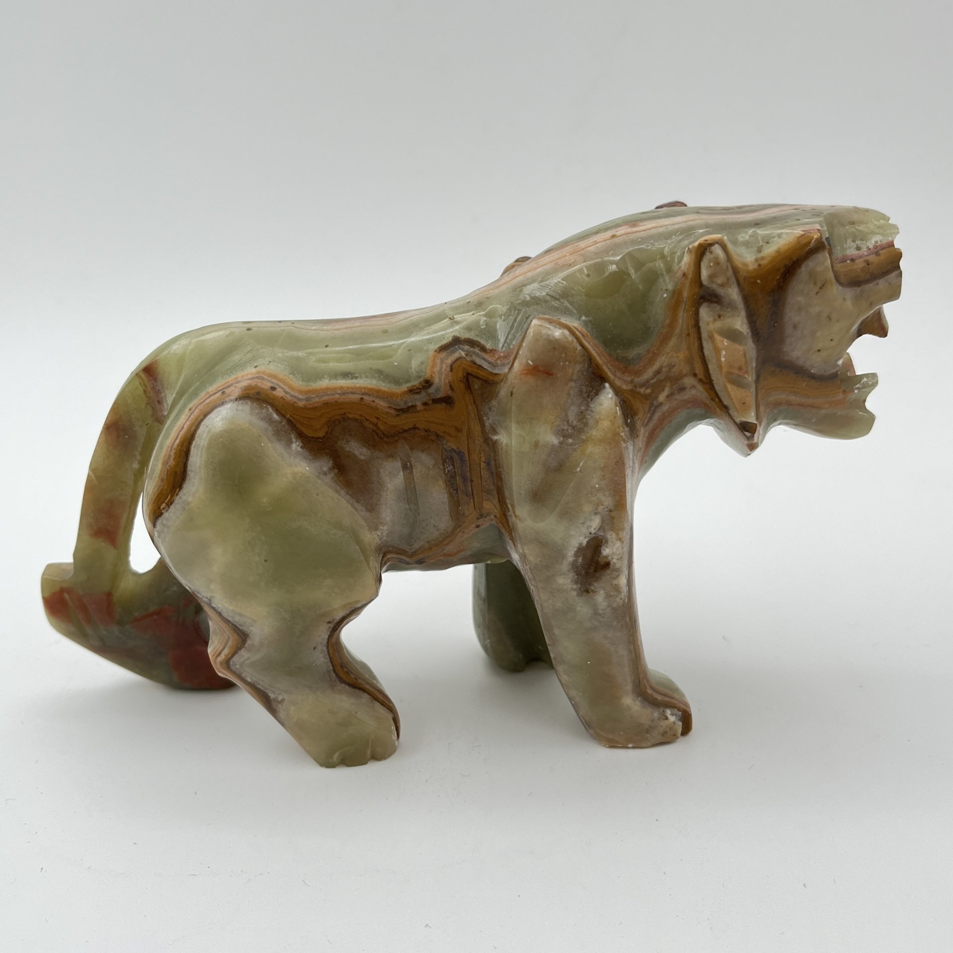 Статуэтка "Тигр", натуральный камень (оникс), резьба, Азия, 2000-2015 гг.