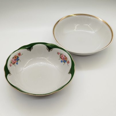 Пара салатников, украшенных золочёным декором (в подборе), фарфор, деколь, золочение, Дулевский фарфоровый завод (Дулёво), СССР, 1968-1991 гг.
