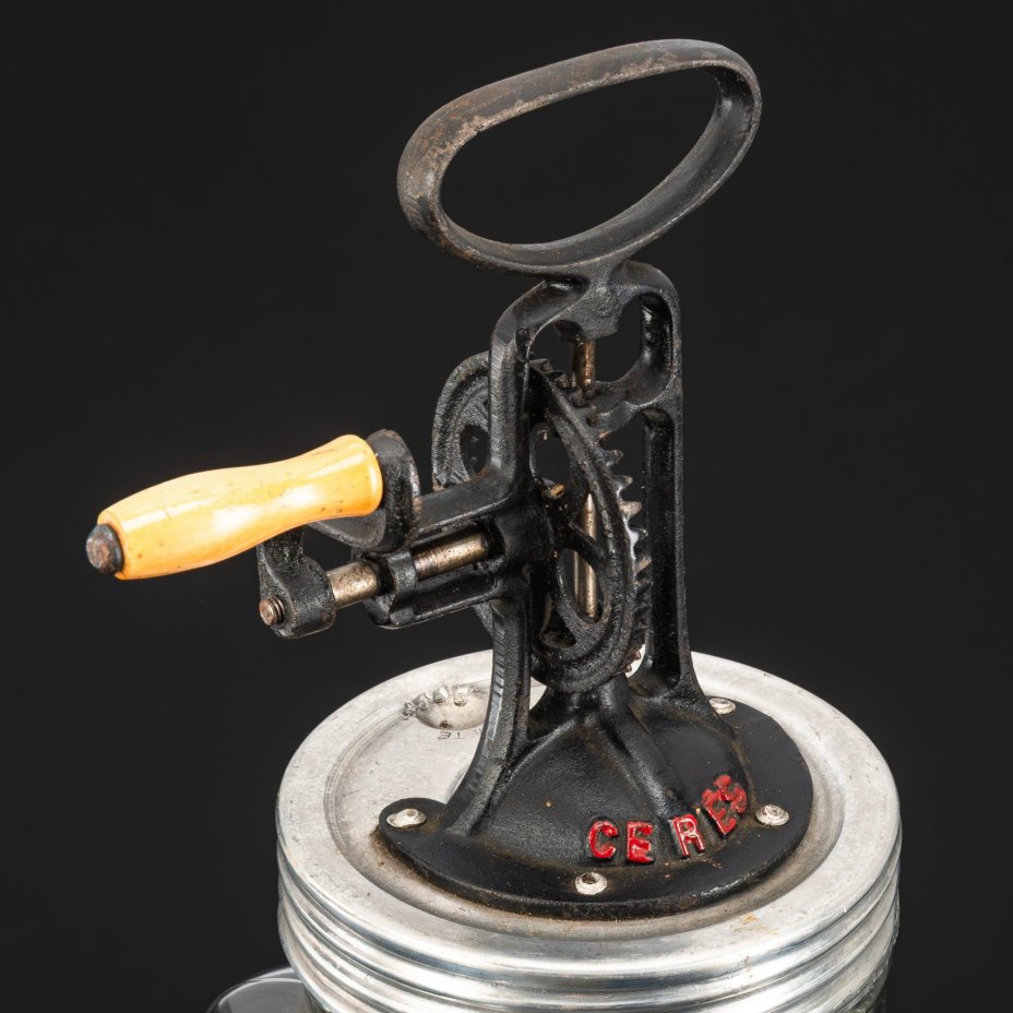 Маслобойка ручная "Cérès: Baratte à Beurre Perfectionnée", мануфактура Brevetée S.G.D.G.