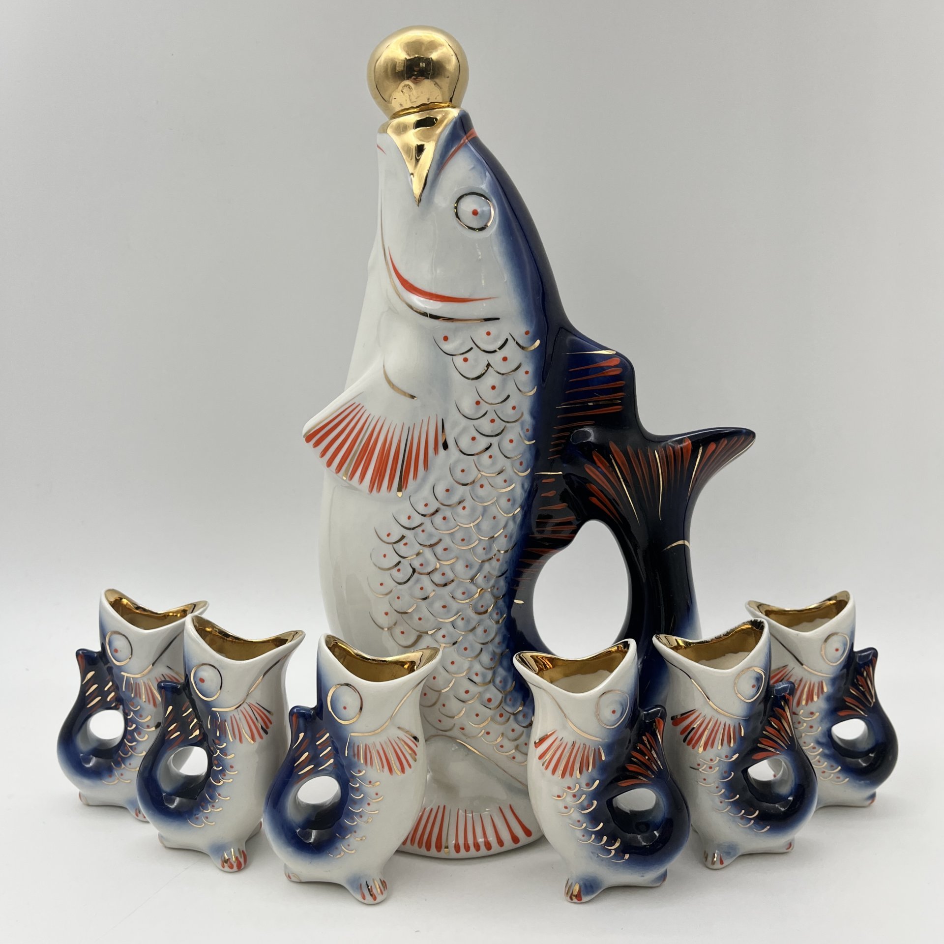 Набор для крепких напитков "Рыба" (штоф и 6 стопок), автор М.Д. Барамидзе